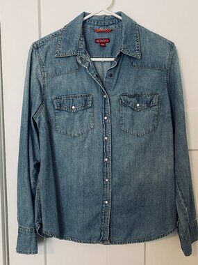 Merona western Womens Denim Chambray Pearl Snap Shirt Med Blue Westerncore